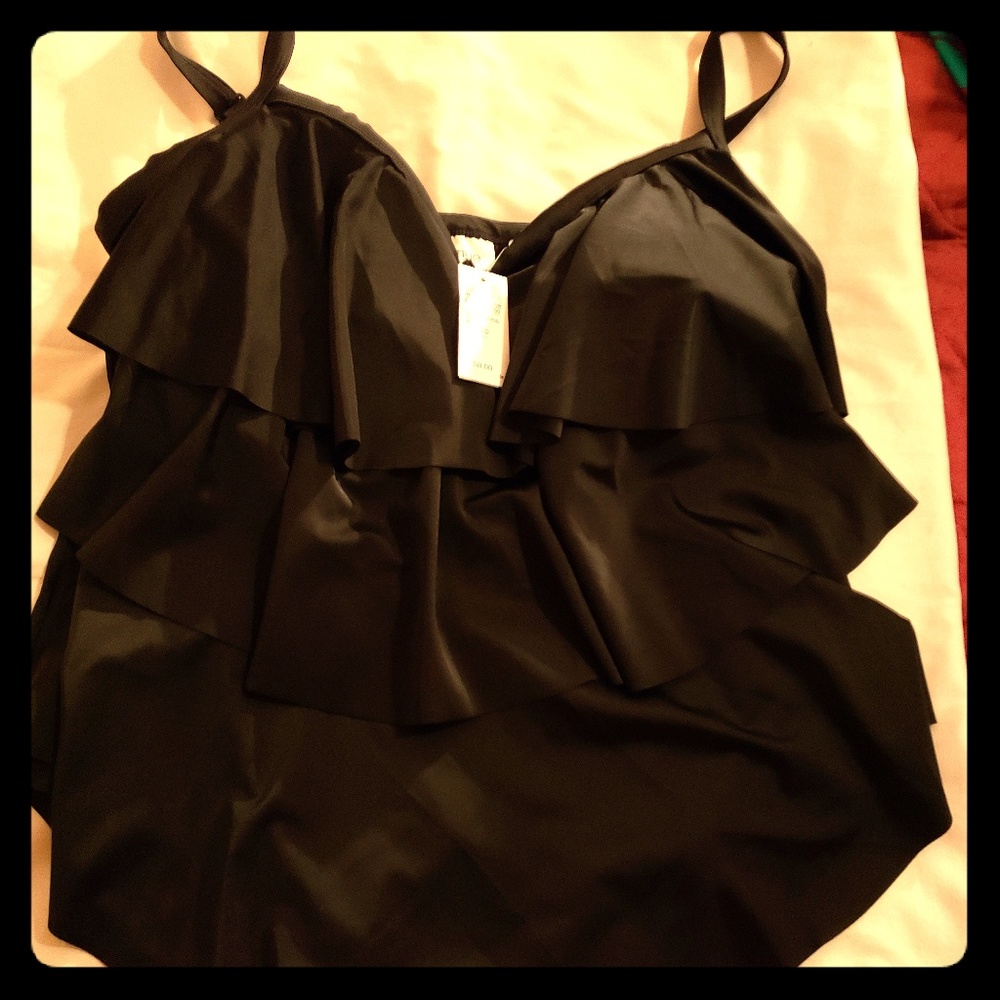Plus size Avenue swimsuit